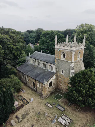 Barnoldby le Beck — photo 1 of 3