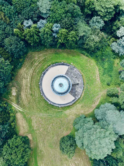 Brocklesby Park Mausoleum — photo 3 of 4